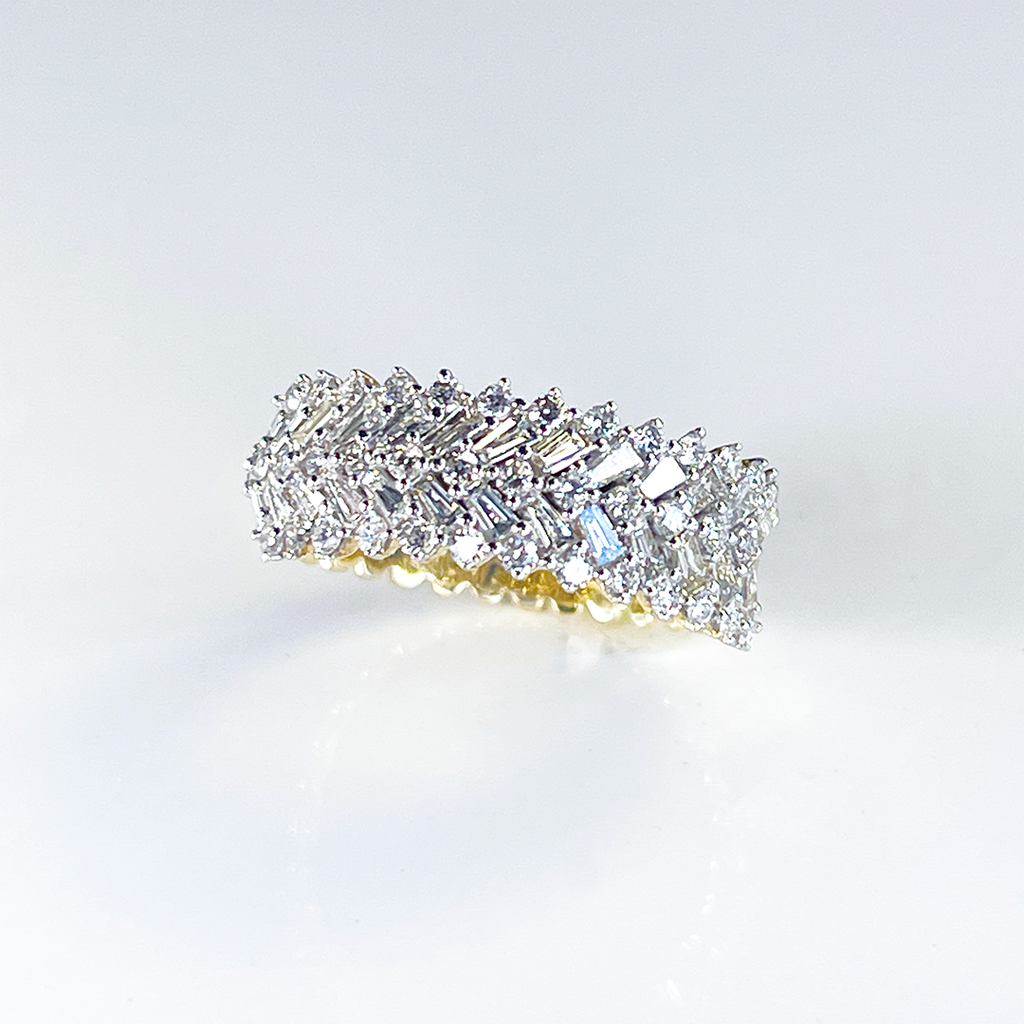 14K YG Round & Baguette Diamond Ring