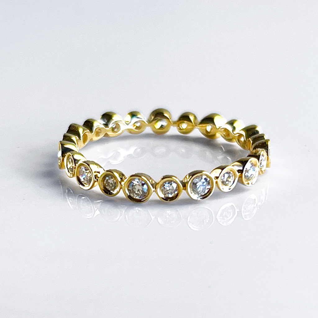 14K YG Round Diamond Band
