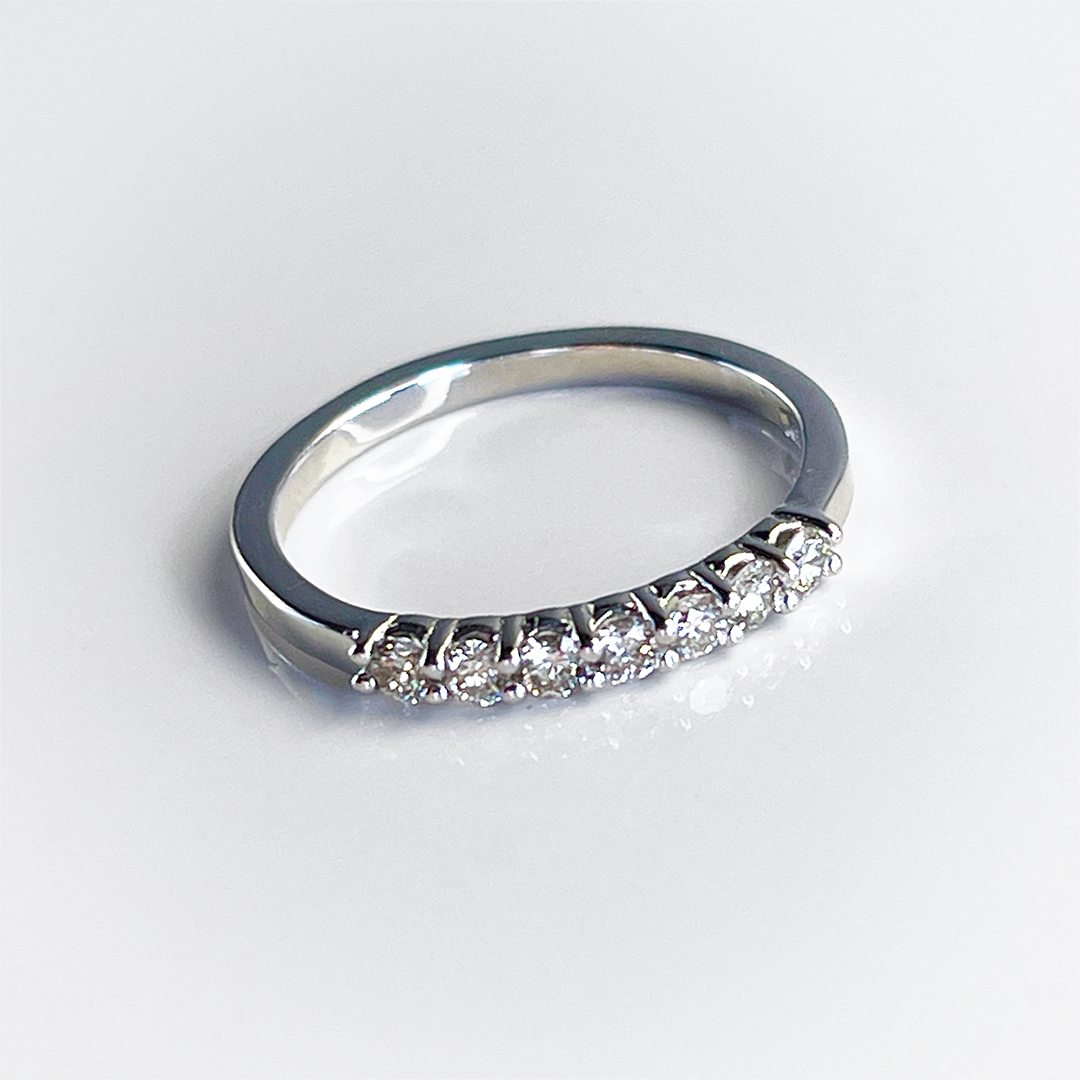 14K WG 0.36CTS Round Diamond Band