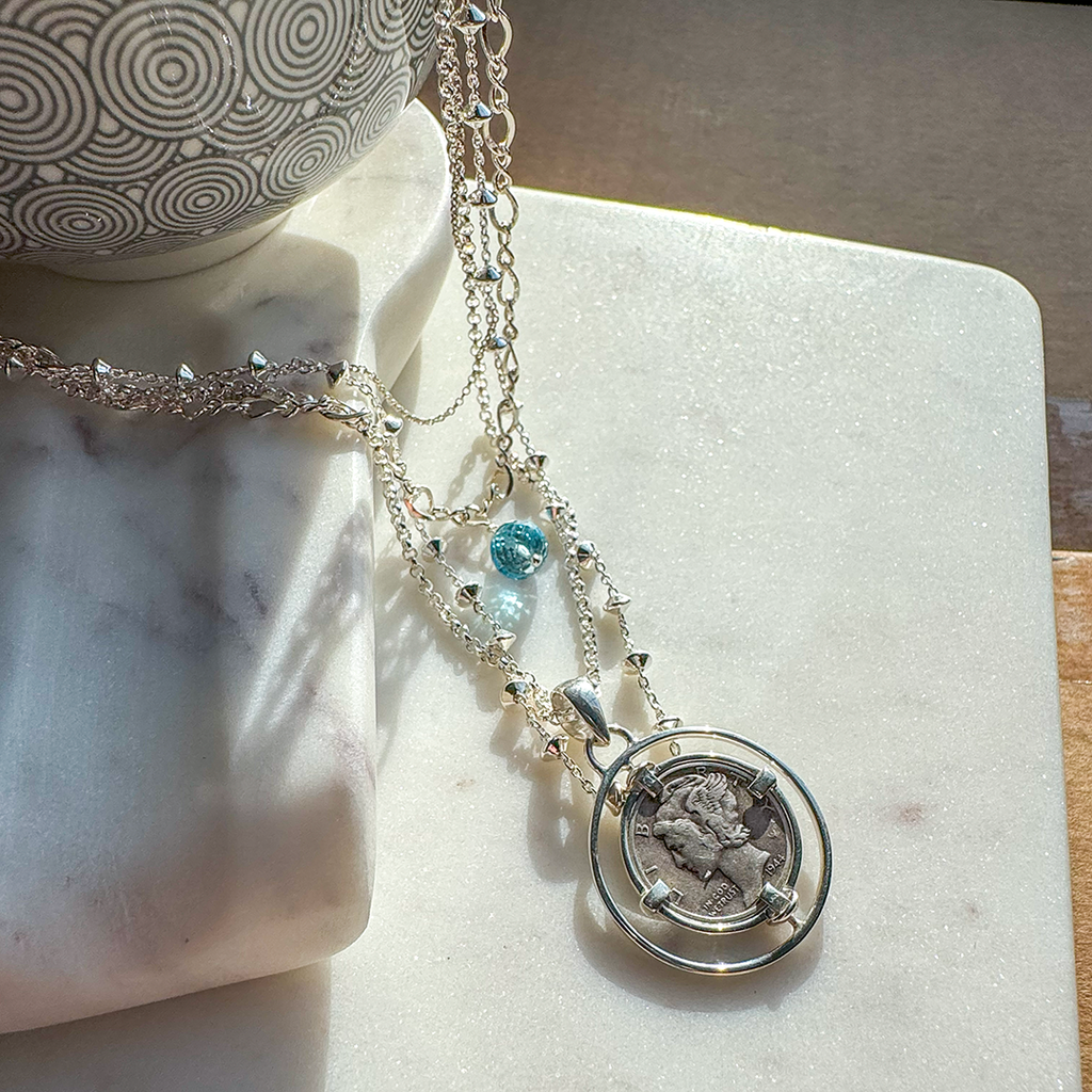 SS Chain Necklace w/ Faceted Gemstone